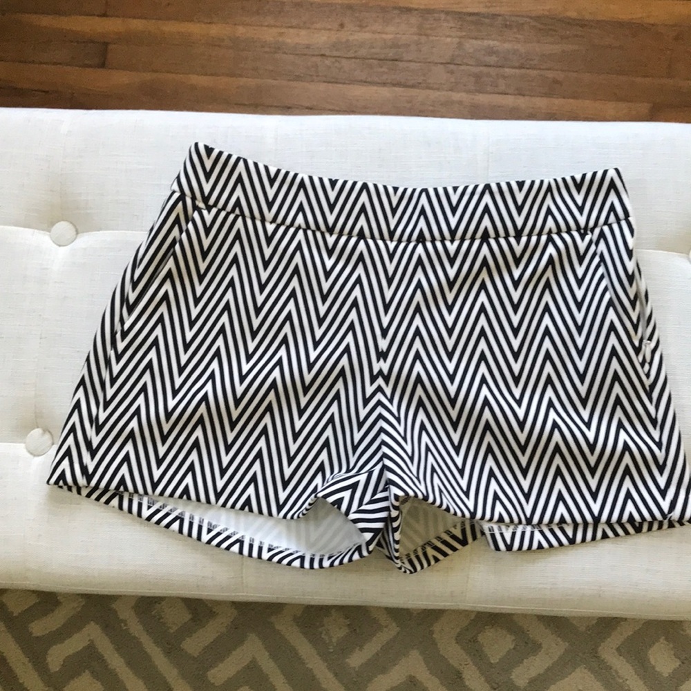 Express Shorts